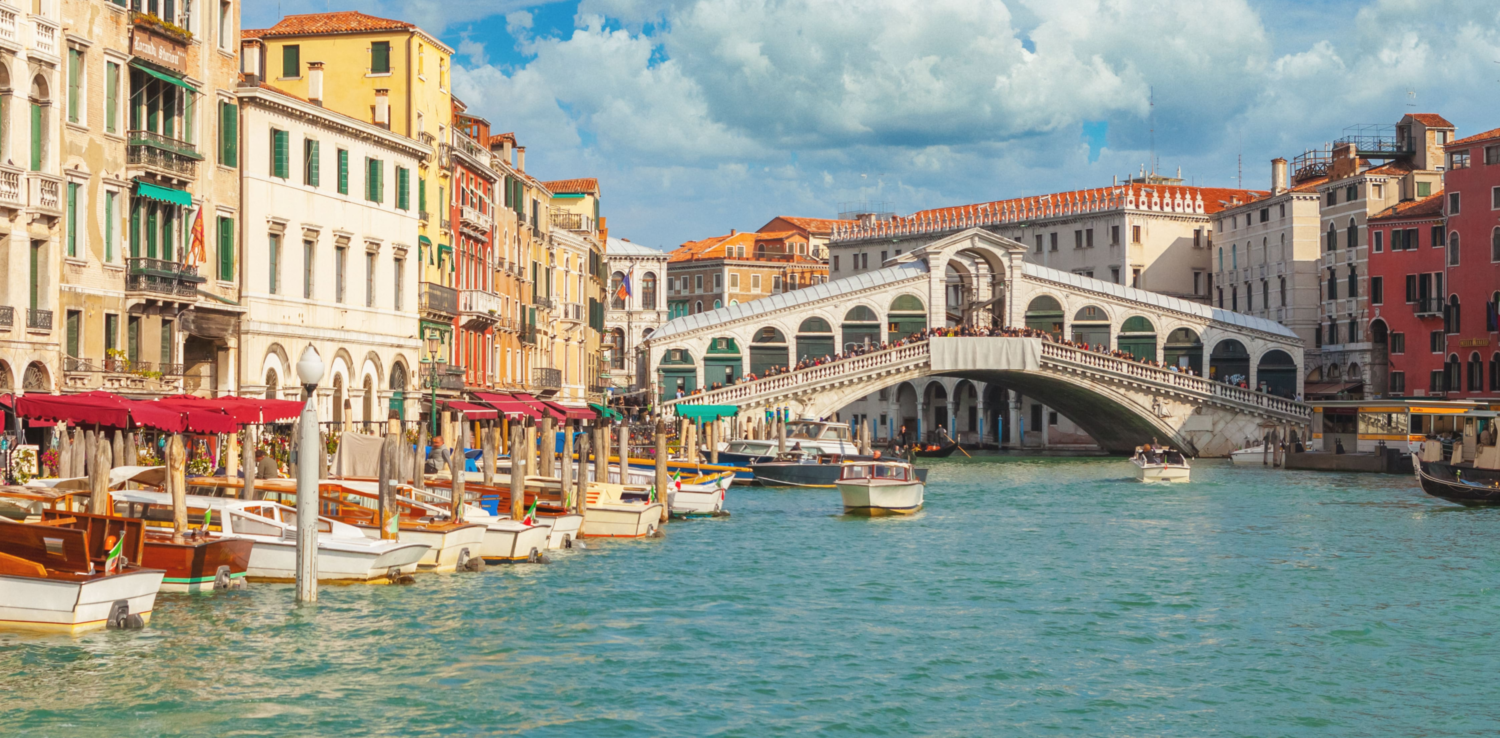 How Houses in Venice Are Built on Water