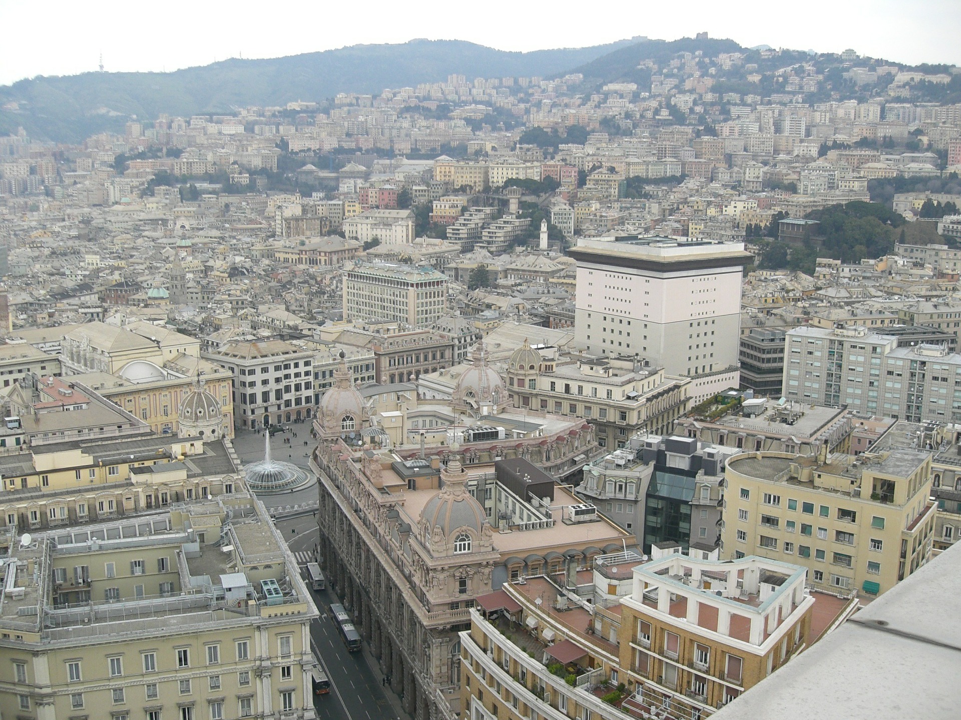 Transfers from/to the city of Genoa