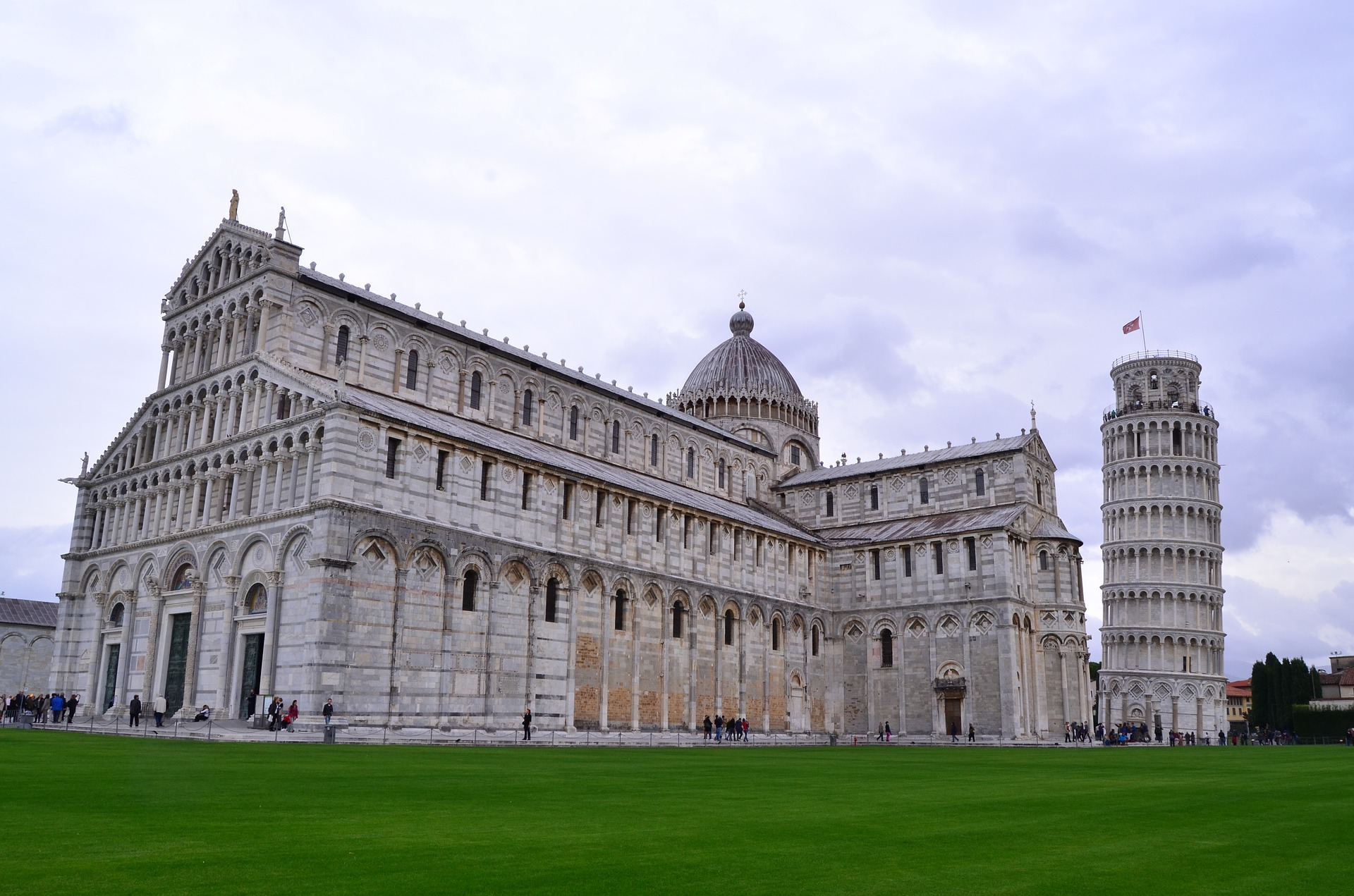 Transfers in the City and Airport of Pisa